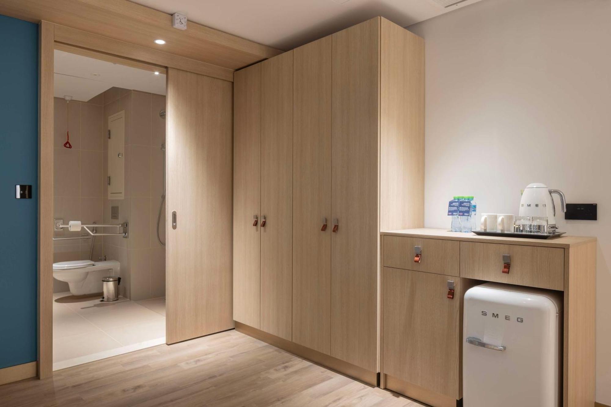 Hampton By Hilton Kuwait Salmiya Ξενοδοχείο Κουβέιτ Εξωτερικό φωτογραφία