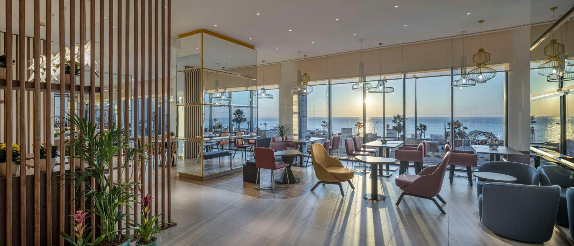 Hampton By Hilton Kuwait Salmiya Ξενοδοχείο Κουβέιτ Εξωτερικό φωτογραφία