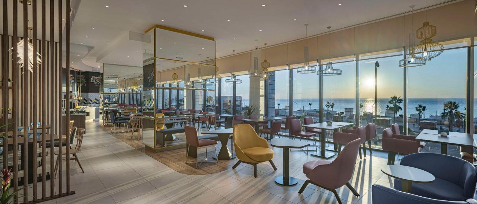 Hampton By Hilton Kuwait Salmiya Ξενοδοχείο Κουβέιτ Εξωτερικό φωτογραφία